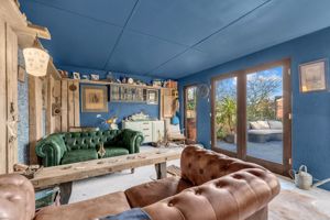 Photo 19- click for photo gallery